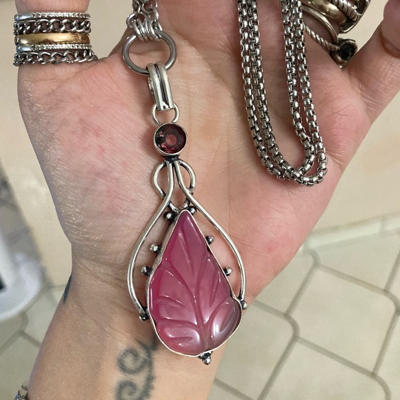 Genuine pink topaz & pink carved agate in leaf shape gemstone chain necklace - Picture 11 of 13